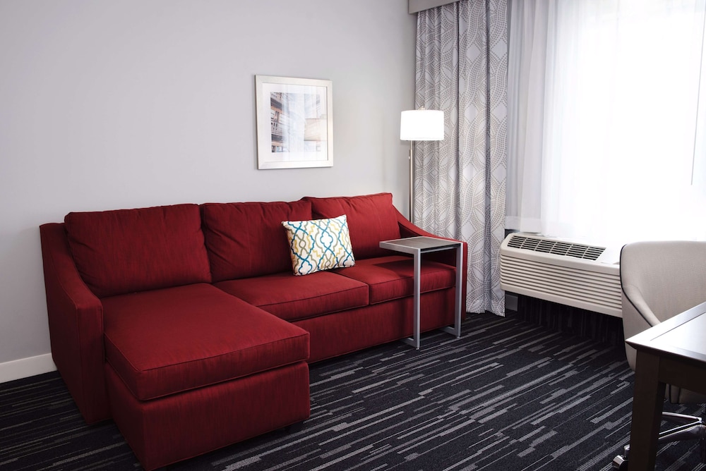 Hampton Inn & Suites Des Moines Urbandale - photo 23