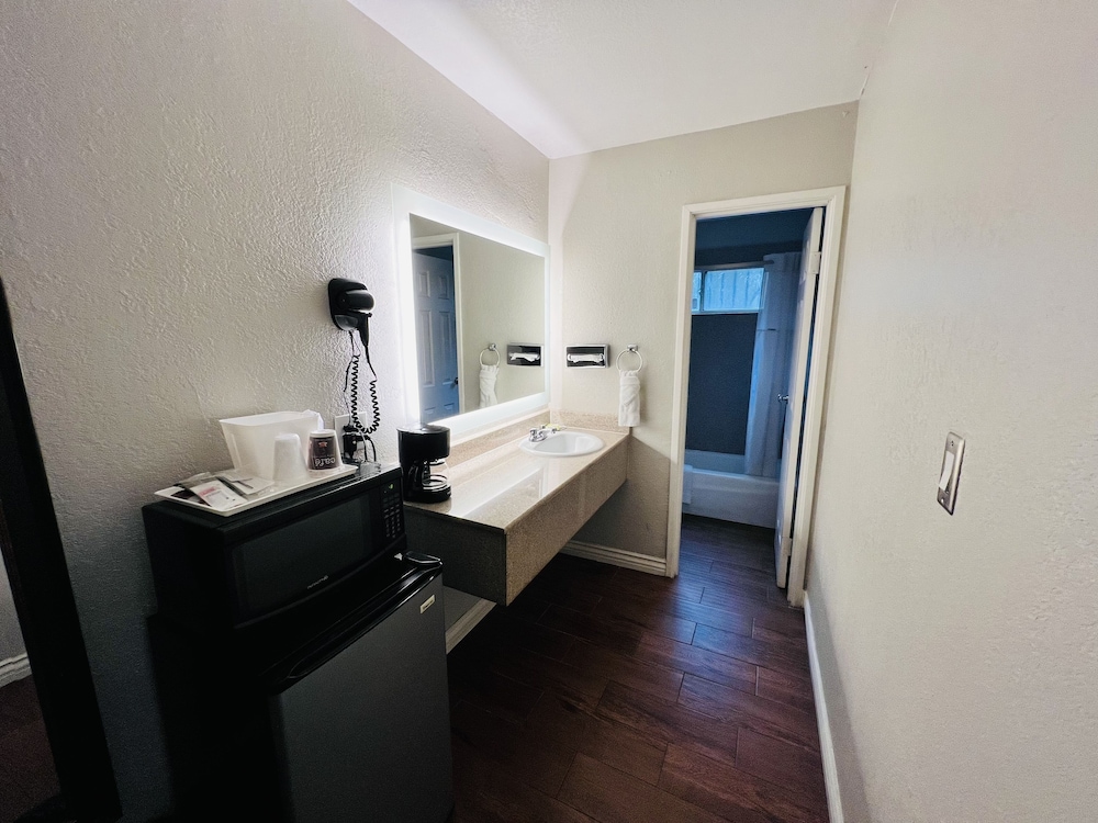 Casa Blanca Hotel and Suites Orange - photo 10