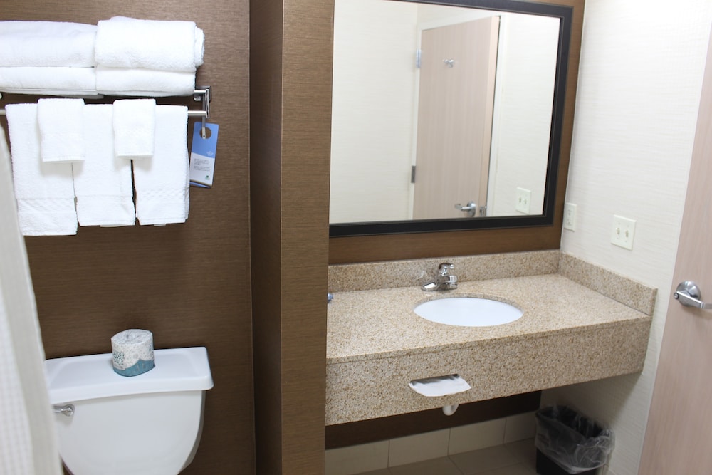 Fairfield Inn & Suites by Marriott Kansas City Liberty - photo 51