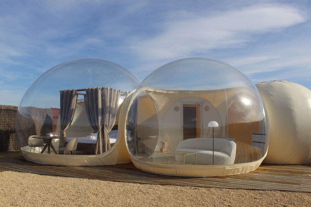 Wine Bubble — hotel in Cuzcurrita De Rio Tiron