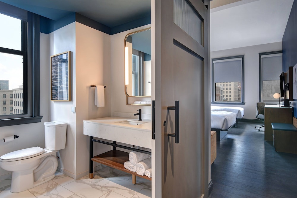 Courtyard by Marriott Cincinnati Downtown - photo 17