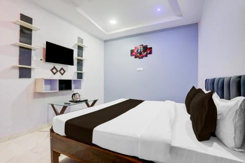 Hotel O By Oyo Sharkland — Rewa