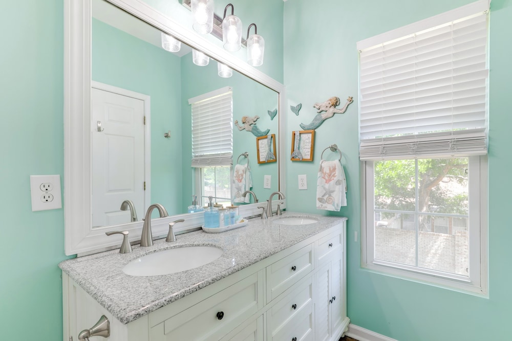 Less Than 2 Mi to Beach Savannah Shores Resort Condo - photo 15