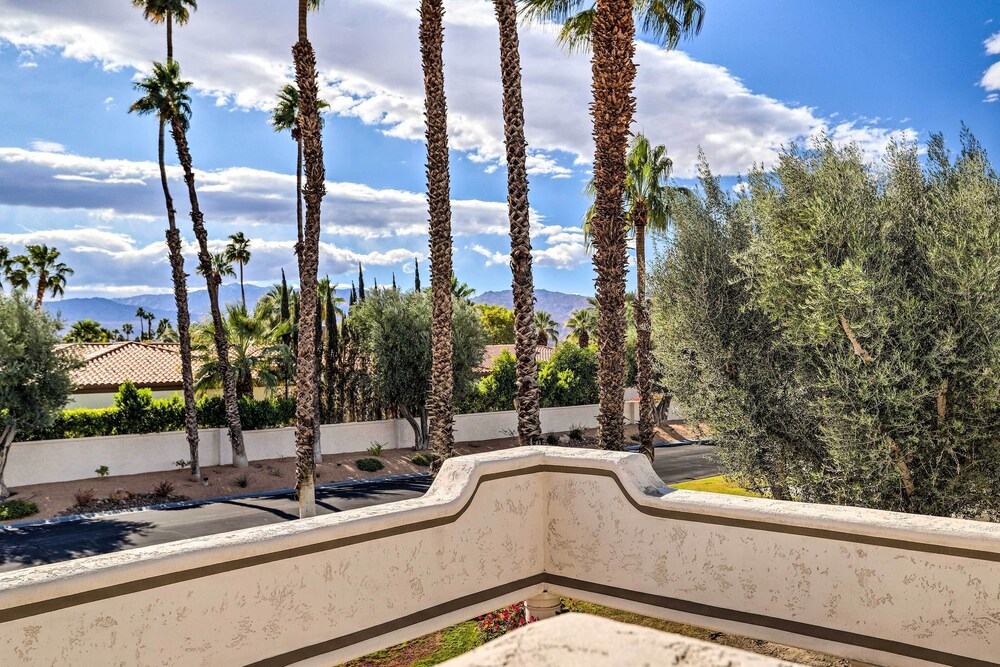 Chic Palm Desert Condo with Resort Style Amenities - photo 26