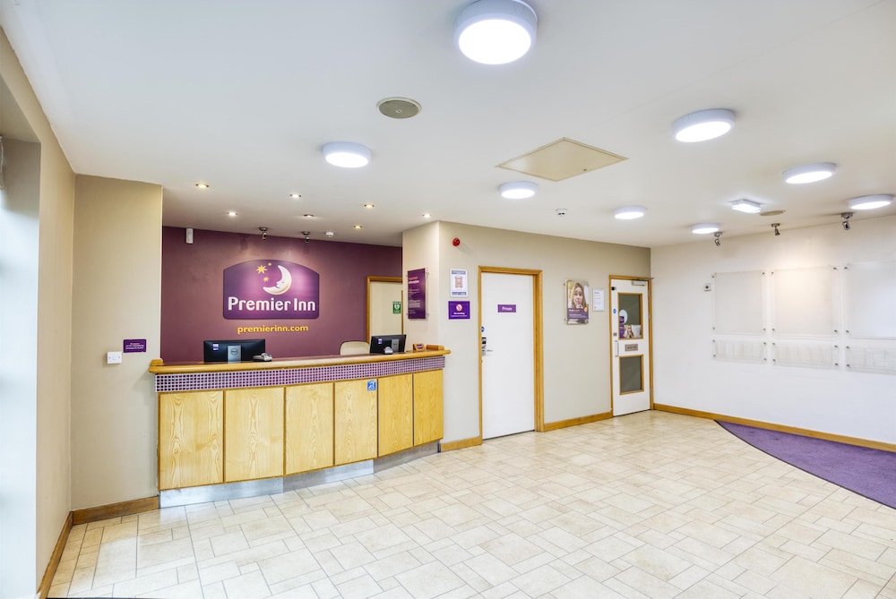 Premier Inn Andover — Andover — photo 2