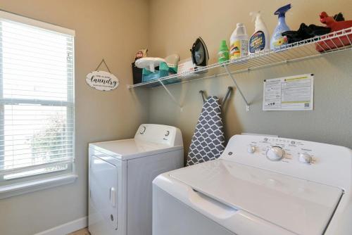 The LUX @ Stonebridge Close to SDC Resort Amenities - photo 30