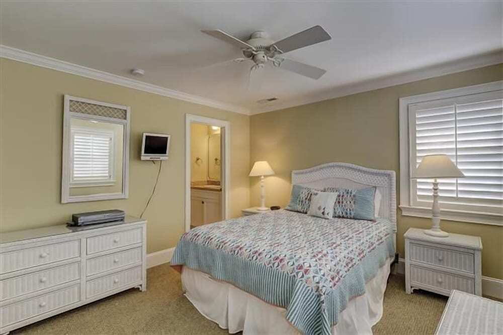 14 Beachside Drive at the Sea Pines Resort - photo 6