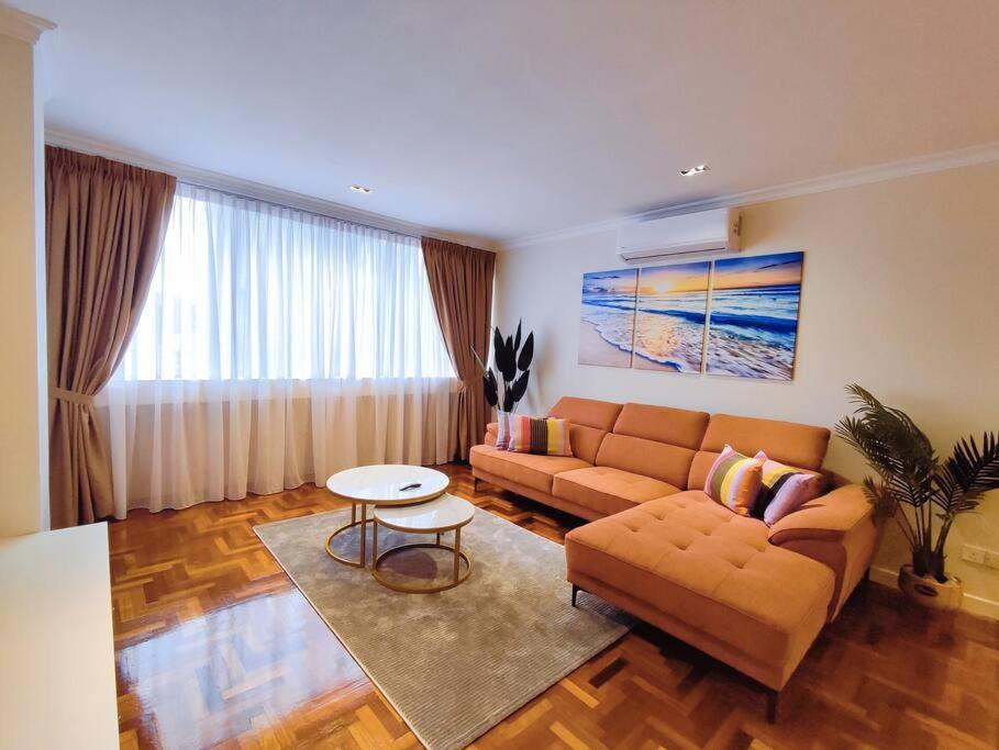 Newly Reno Wisma Cosway Pavilion KLCC Bukit Bintang — 4-Star Luxury Hotel in Kuala Lumpur, Malaysia