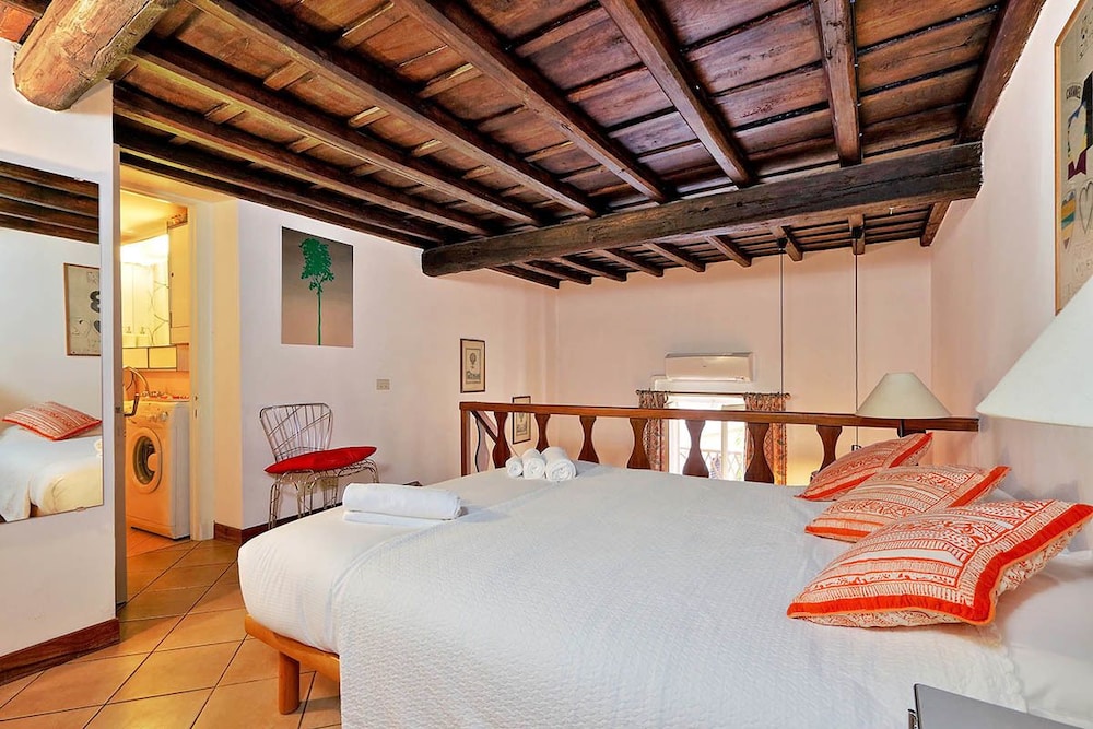 Relais Group Apartment Spanish Steps Hotel — carbon neutral stay, Rome
