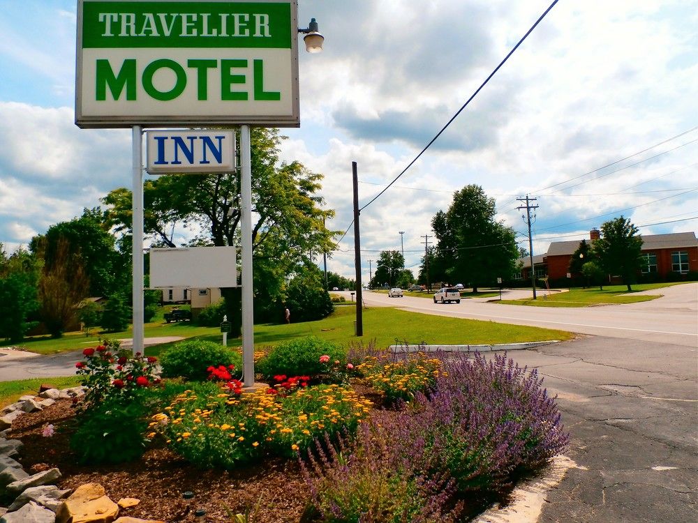 Travelier Motel — hotel in Fulton