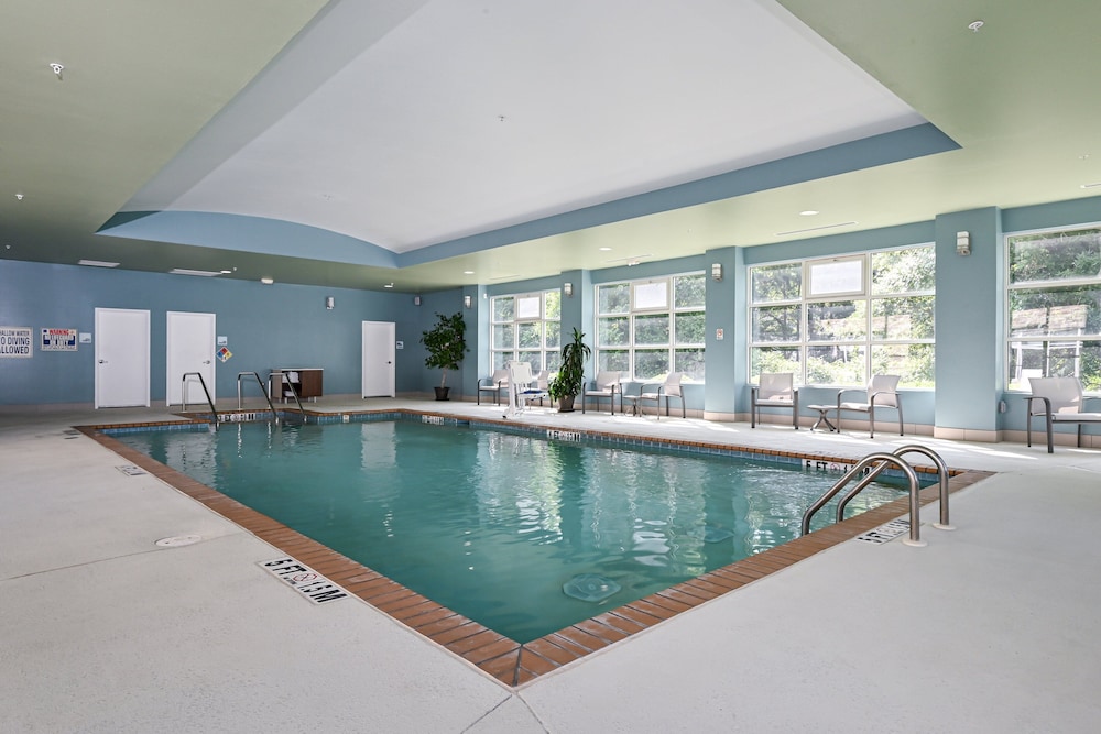 Holiday Inn Express & Suites Charlotte Southeast Matthews by IHG - photo 12