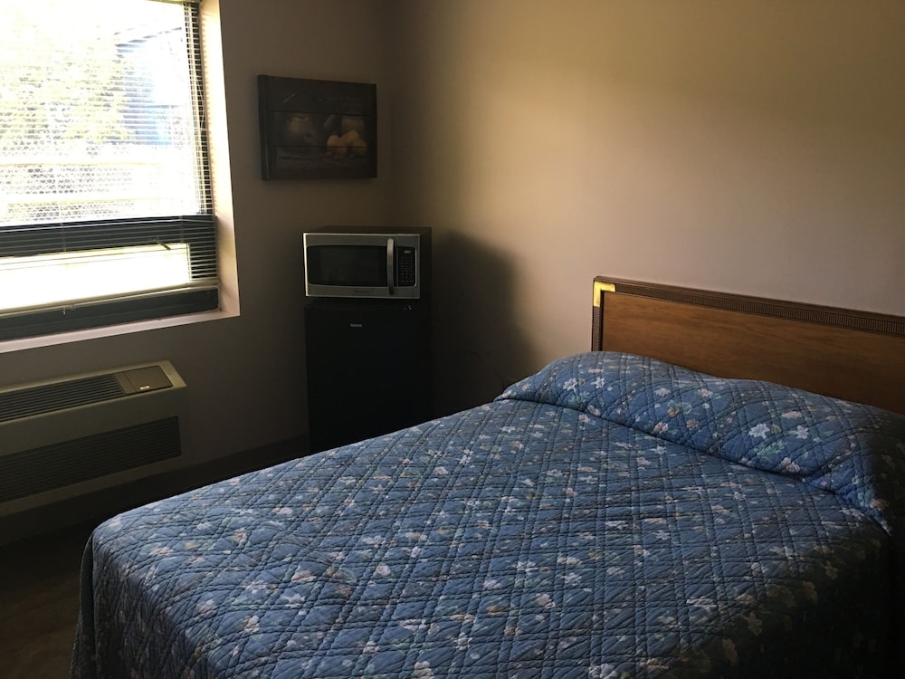Lafayette Inn - photo 10