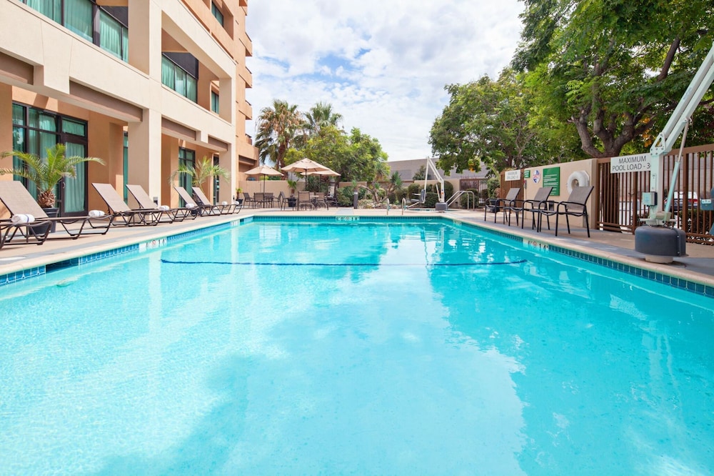 Holiday Inn Palmdale Lancaster by IHG - photo 15
