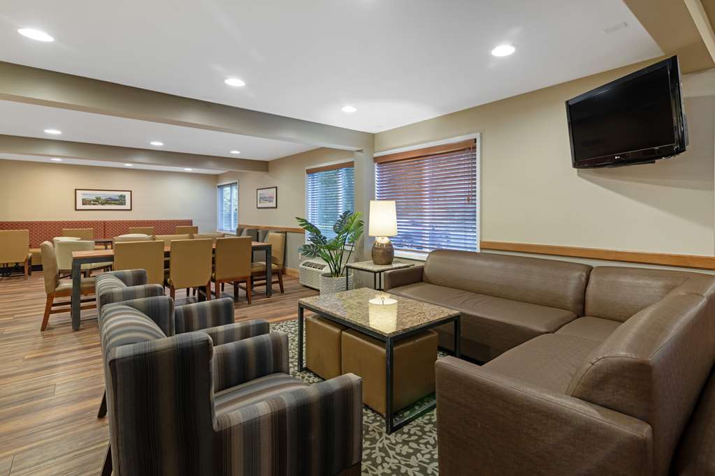 Best Western Plus Windjammer Inn & Conference Center - photo 4