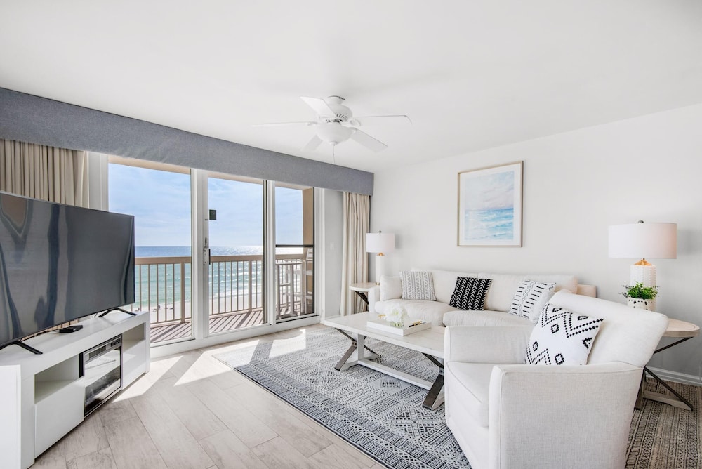 Pelican Beach Resort 501 - photo 13