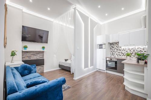 Quiet Downtown Haven Szimpla AC Free Parking — 4-Star Luxury Hotel in Budapest, Hungary