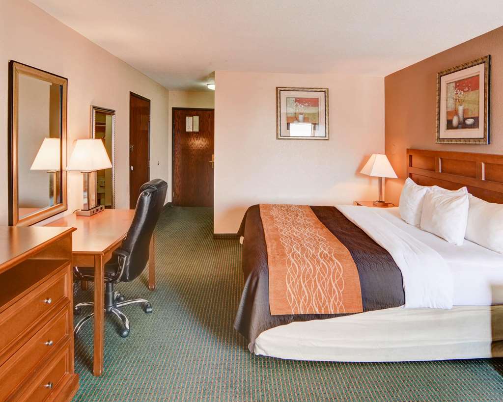Quality Inn Forest Hill Fort Worth South - photo 13