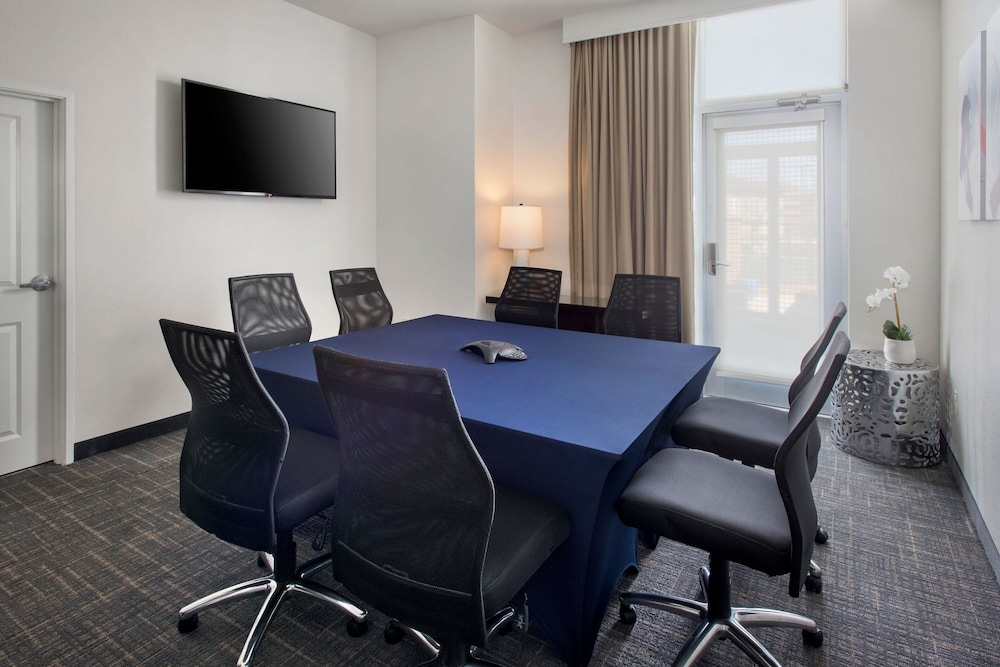 Residence Inn Fairfax City - photo 25