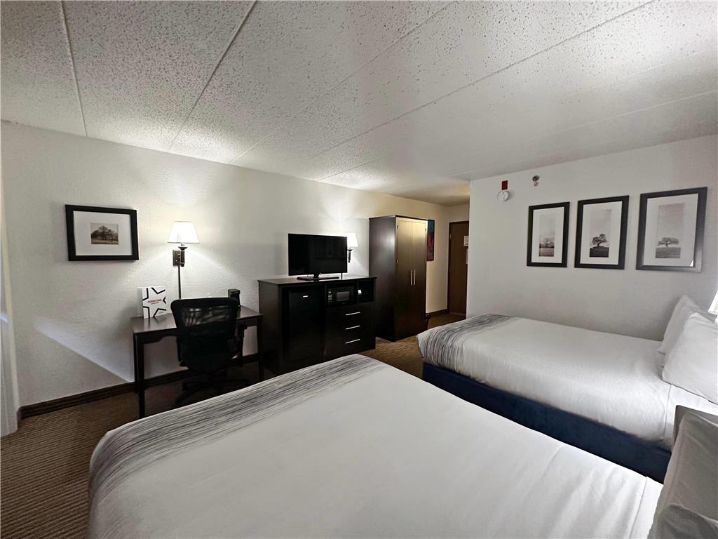 AmericInn by Wyndham Menominee - photo 40
