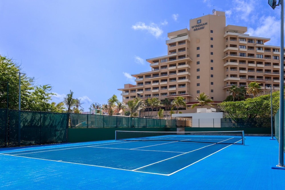 Tennis court