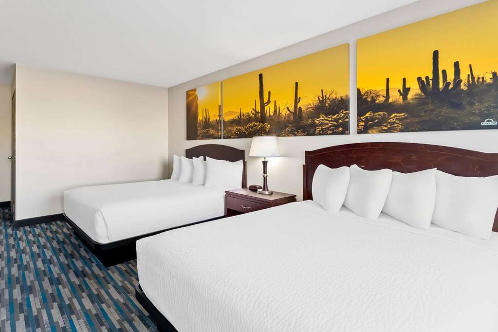 Days Inn & Suites by Wyndham Mesa Near Phoenix - photo 32