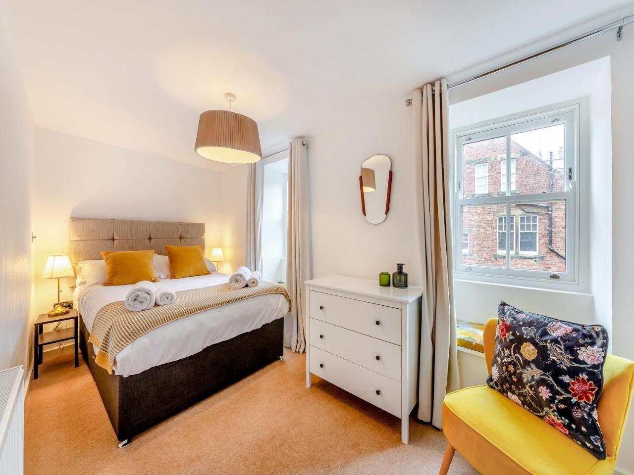 Town Square House Uk45610 — 4-Star Luxury Hotel in Alnwick, United Kingdom