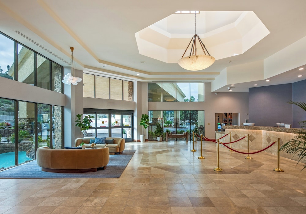 Crowne Plaza San Diego Mission Valley - photo 59