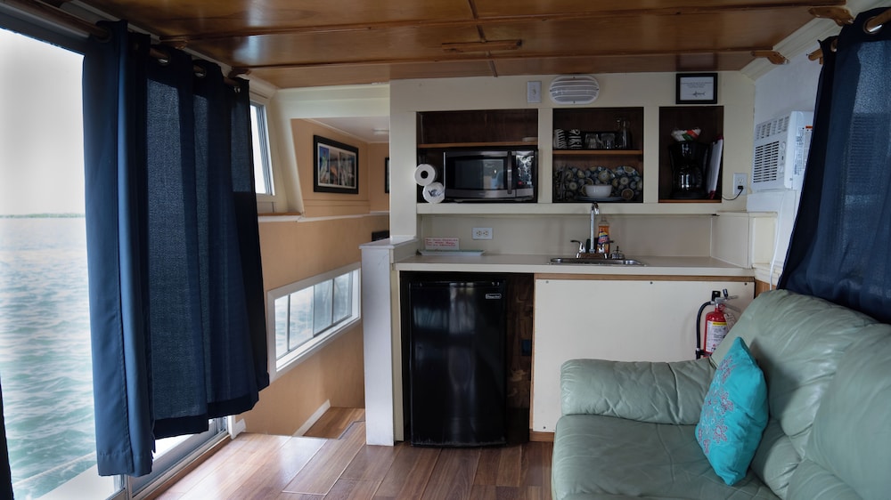 Bud N' Mary's Fishing Marina - photo 21