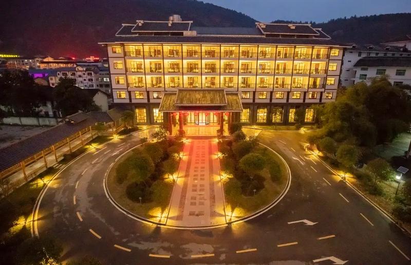 Best Western Plus Qingxinyuan Hotel Zhangjiajie — 4-Star Luxury Hotel in Zhangjiajie, People's Republic of China