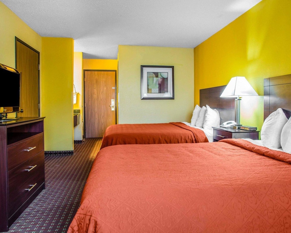 AmericInn by Wyndham Mosinee Central Wisconsin Airport - photo 6