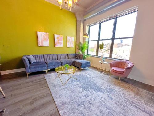 Modern 3BR South Loop Living Family Unit Near Adler Planetarium & McCormick Convention Center — 4-Star Luxury Hotel in Chicago, United States