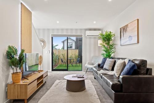 Tasteful Auckland 2 Bed 1 Bath — eco-hotel in Auckland