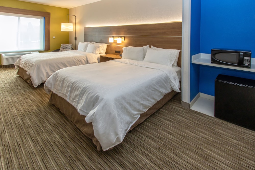 Holiday Inn Express Hotel & Suites Roseville Galleria Area by IHG - photo 6
