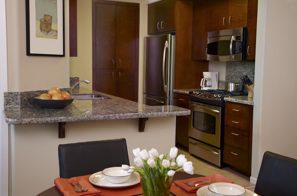 Oakwood At Elle Of Buckhead - featured photo