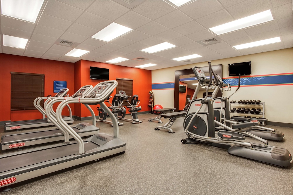 Hampton Inn Ozark - photo 24