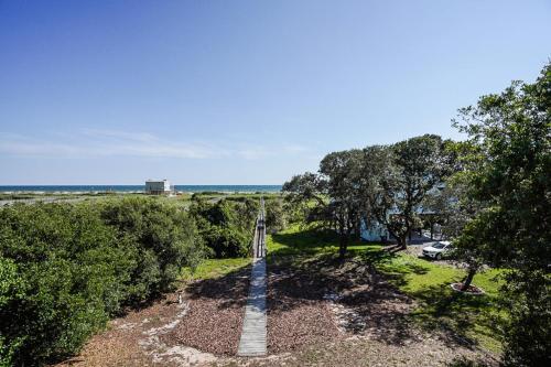 Beachfront Bliss by Oak Island Accommodations - photo 9