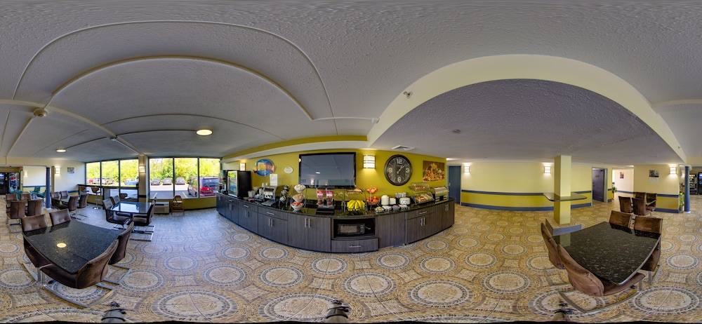 Baymont by Wyndham Addison - photo 20