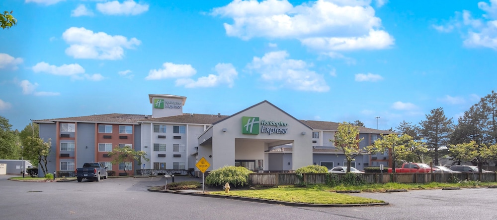 Holiday Inn Express Portland East Troutdale by IHG - photo 47