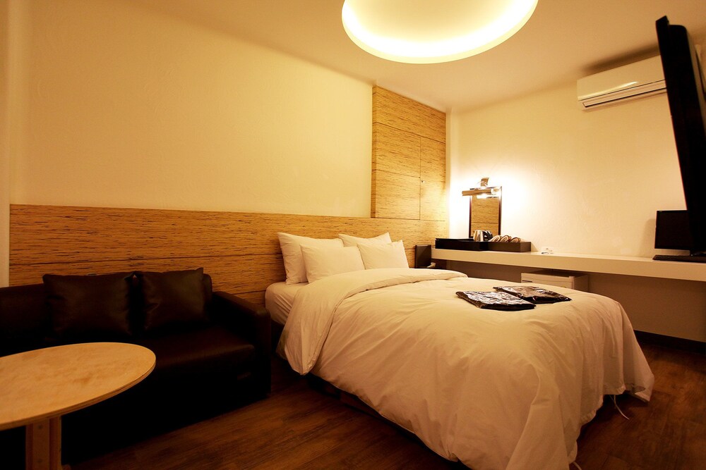 Hotel Star KD - carbon neutral hotel in Seoul
