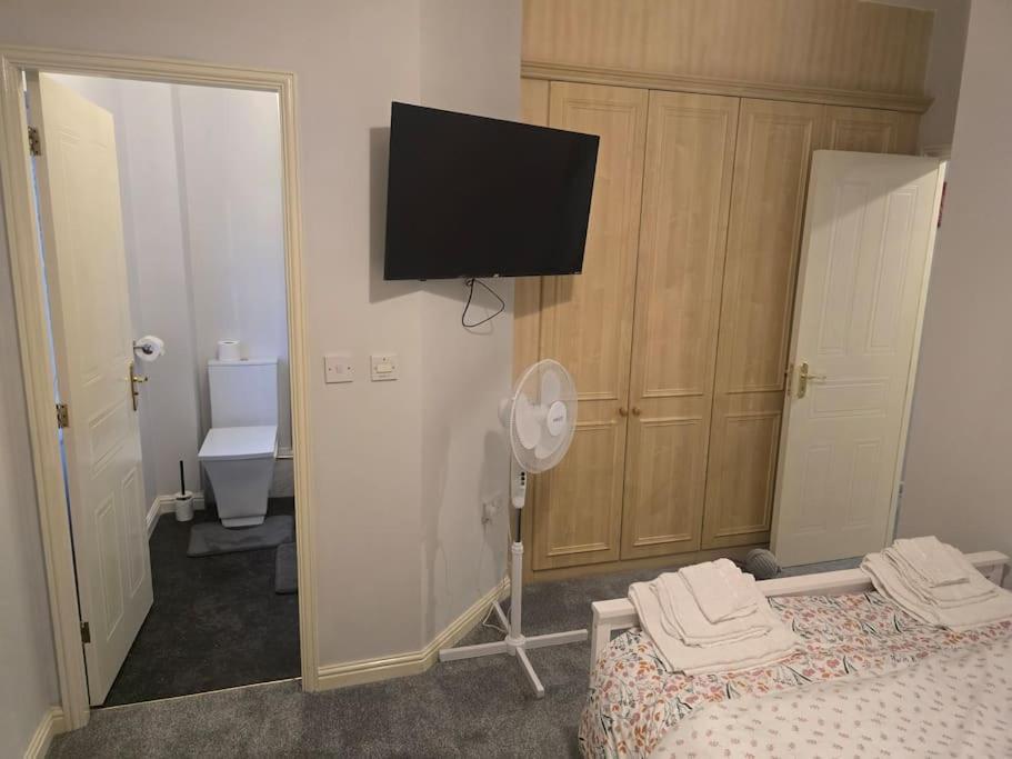 Beautiful AND Cosy Home Sweet Home — 4-Star Luxury Hotel in Sittingbourne, United Kingdom