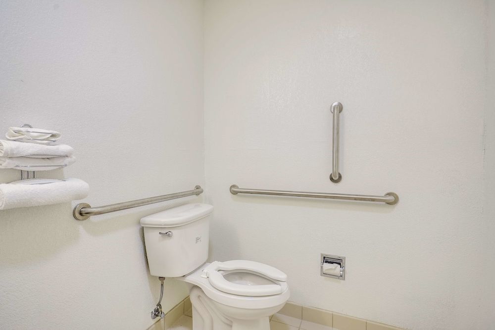 Motel 6 Tuscaloosa - photo 9