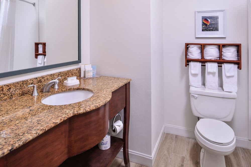 Hampton Inn Lexington Historic District - photo 50