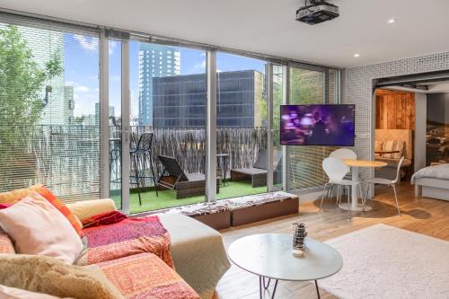 Pyjamagetaways — 4-Star Luxury Hotel in London, United Kingdom