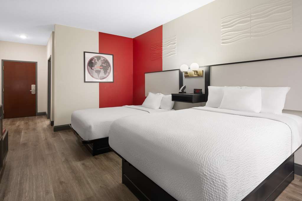 Ramada by Wyndham Locust Grove - photo 15