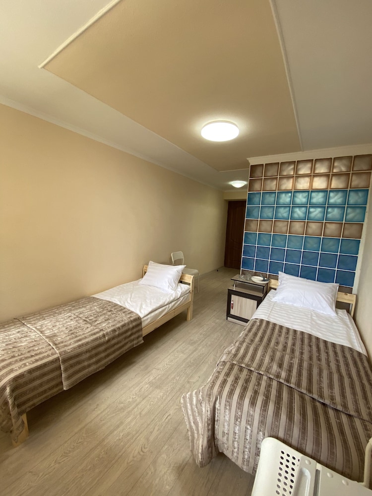 ololoAkJol - carbon neutral hotel in Unknown City