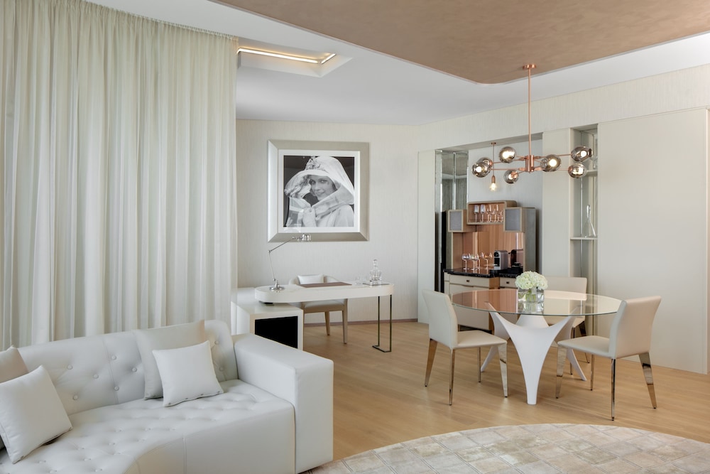 סלון / אזור ישיבה