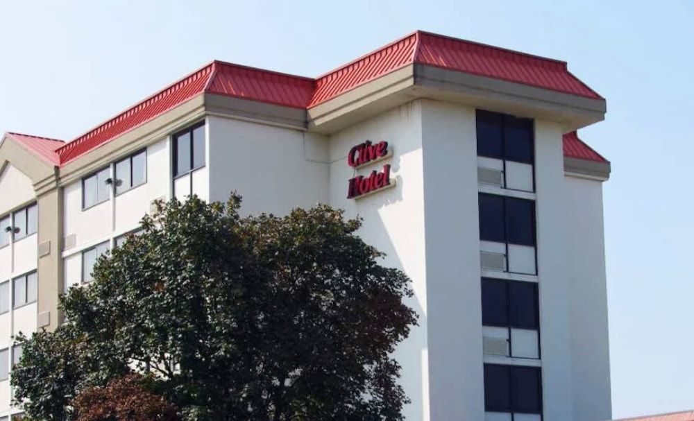 Clive Hotel & Suites in Des Moines, United States