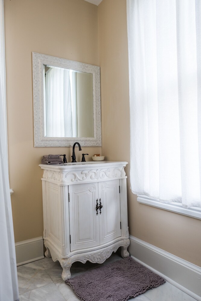 Dennison Street Inn Bed & Breakfast - photo 24