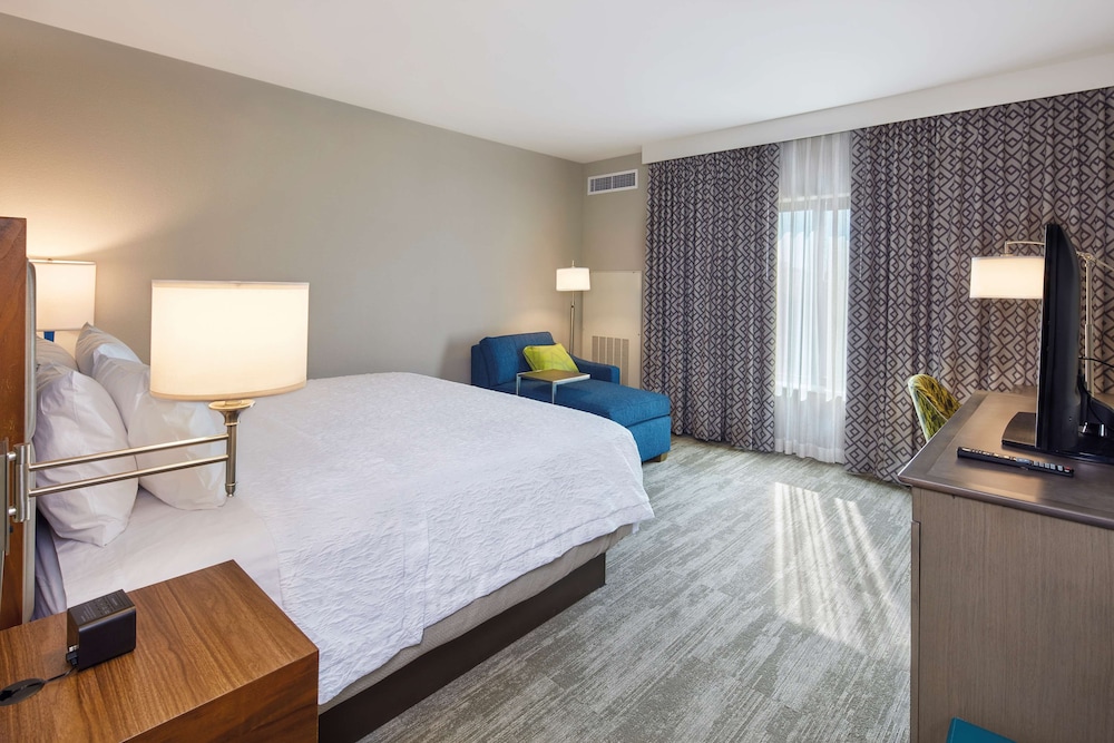 Hampton Inn & Suites Sacramento at Csus - photo 20