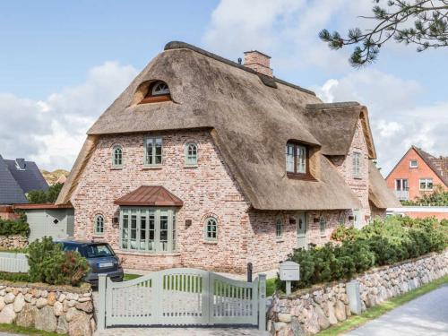 Ocean House — 4-Star Luxury Hotel in List, Germany